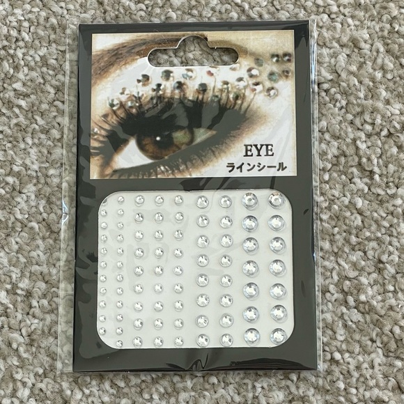 5 Sheets of Rhinestone Acrylic Face Stickers - NWT - Picture 7 of 12